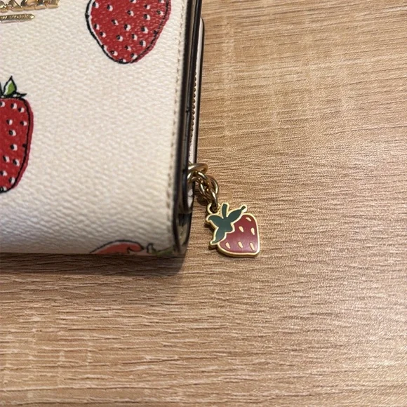 Coach White Wallet with Strawberry Print - Picture 3 of 10